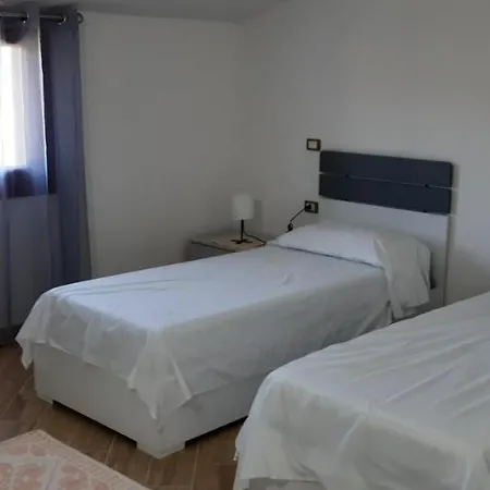 Pensionat Camere Private 1 2 3 Pula Pula