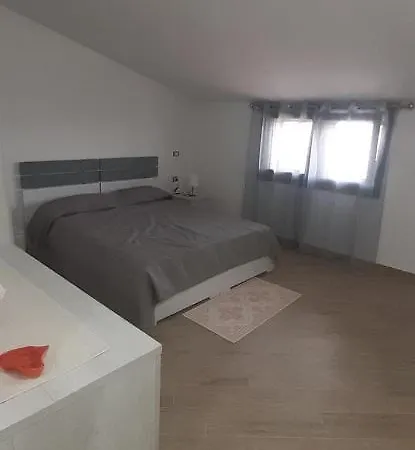 Camere Private 1 2 3 Pula * Pula